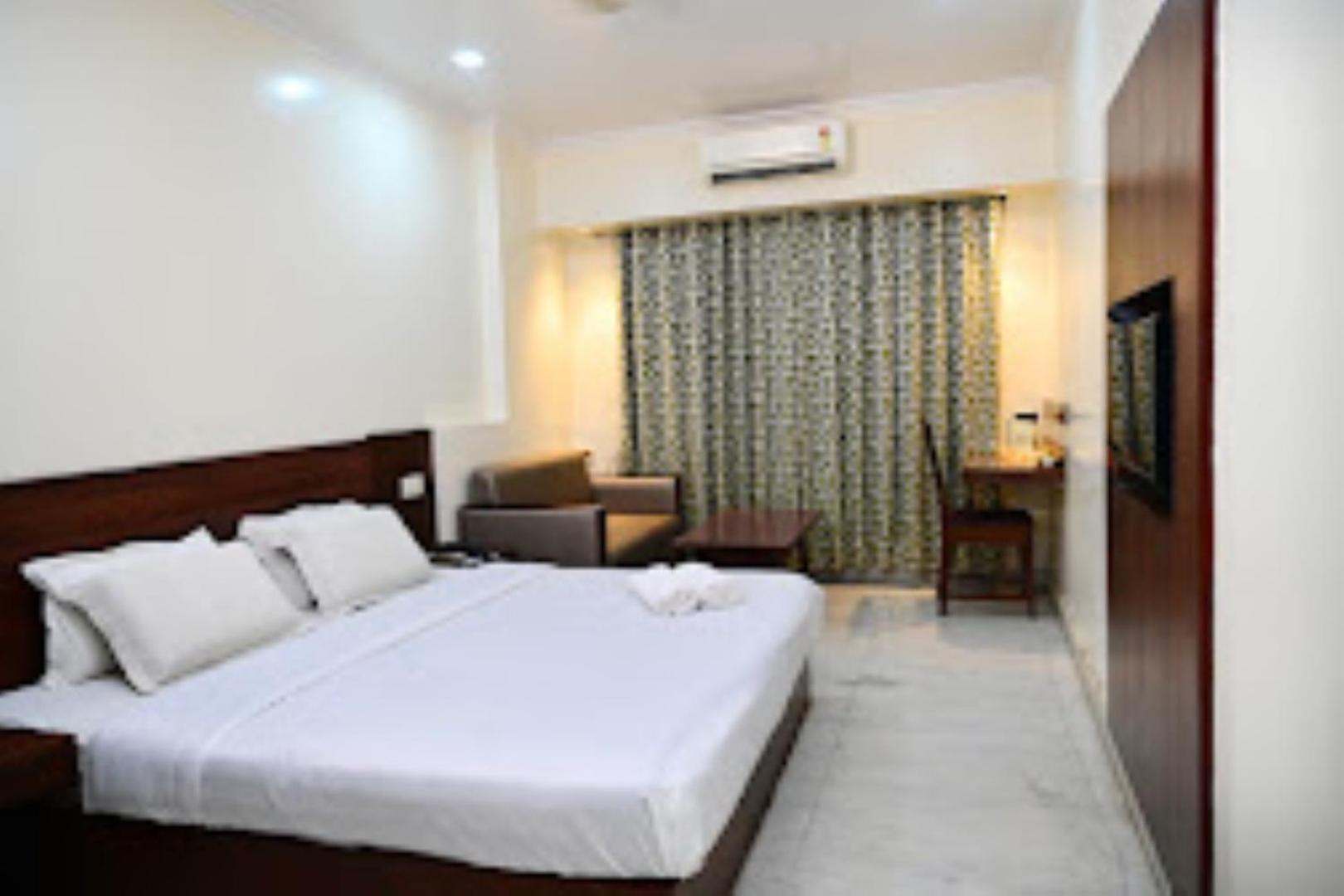 Hotel Suncity Prayagraj Exterior foto